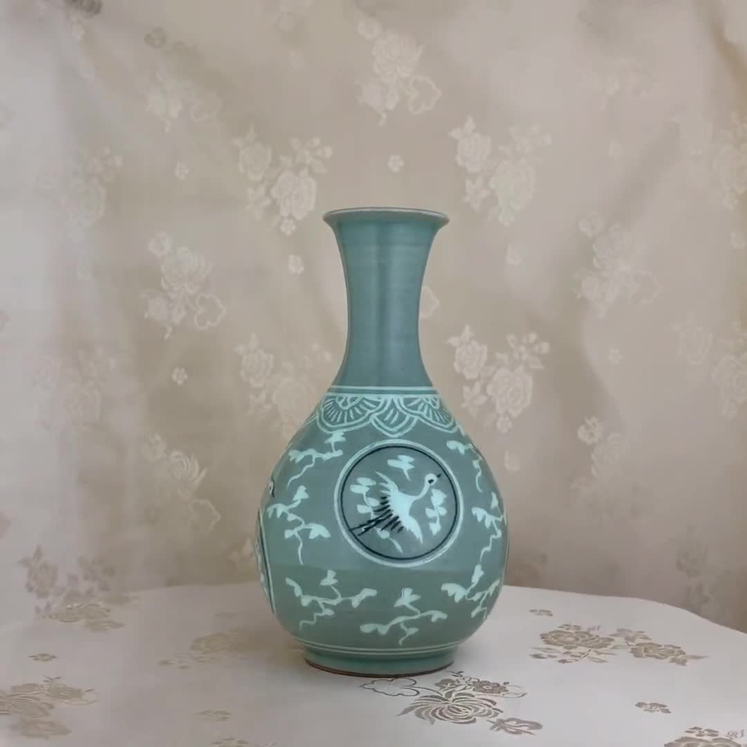韓国伝統手作り青磁鶴雲象嵌花瓶セット (청자 상감 운학문 매병