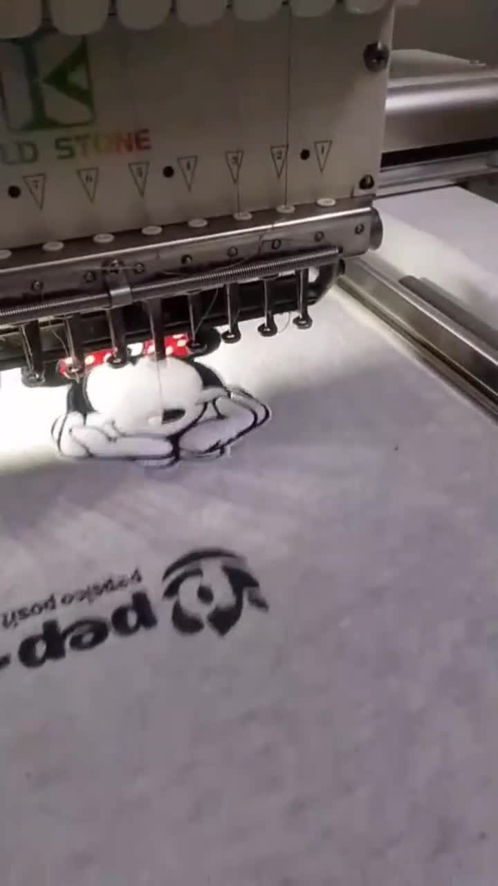 かわいいミニーマウスの顔の機械刺繍デザイン、4x4と5x7のフープ