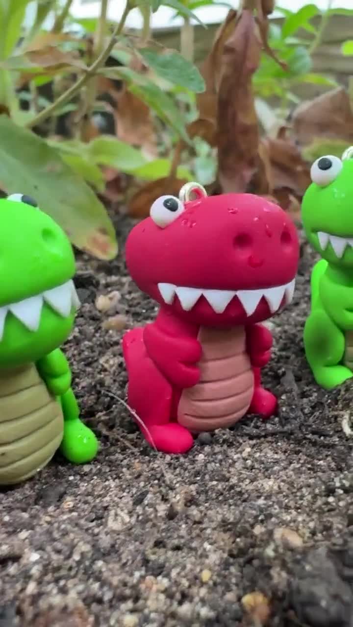 T-Rex恐竜キーホルダーチャーム - Etsy 日本