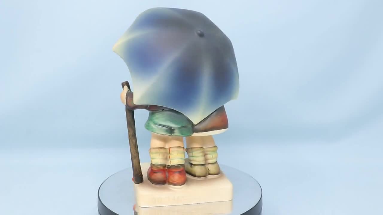 Excellent Vintage Hummel Stormy Weather Figurine #71, TMK3, 6