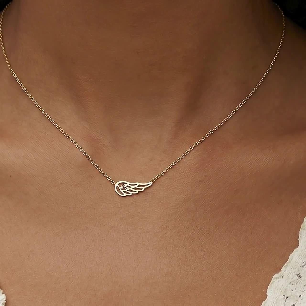 Naszyjnik ze skrzydłami anioła, naszyjnik ze srebra próby 925 z aniołem stróżem, biżuteria pamiątkowa, prezent na znak współczucia dla niej video poster