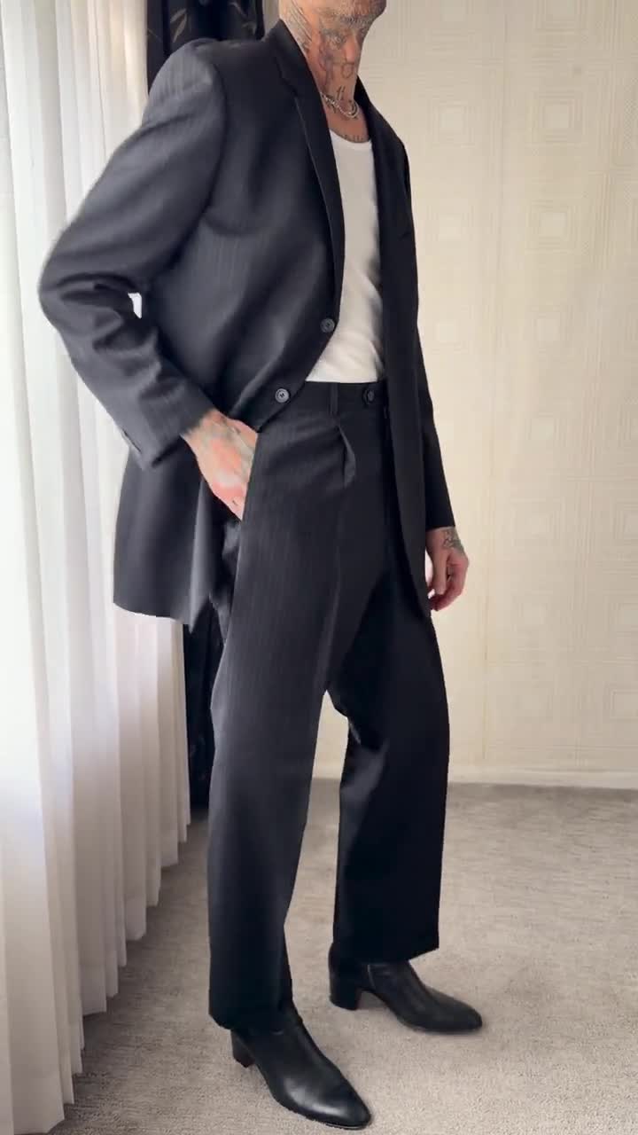 90s HUGO BOSS【ウールギャバジン　ストレートスラックス　レア】 Vintage 90s HUGO BOSS Einstein Black & Navy Pinstripe Wool