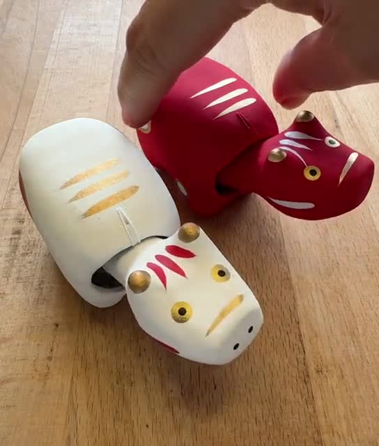 Japanese Akabeko Lucky Cow – Fukushima Folk Charm, Size #1 New