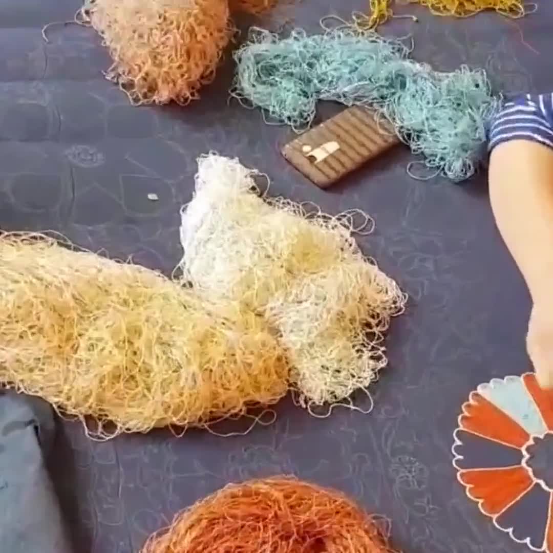 18インチ×20インチのシルク刺繍クッションカバー。ハンドメイドの枕