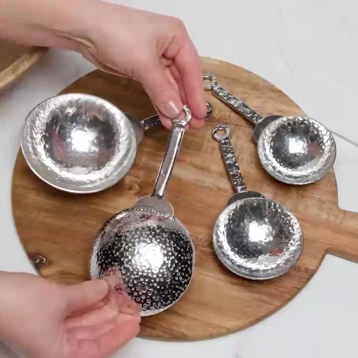 https://v.etsystatic.com/video/upload/q_auto/zmc2015_Homestead_Measuring_Cups_LR_vvm3qa.jpg