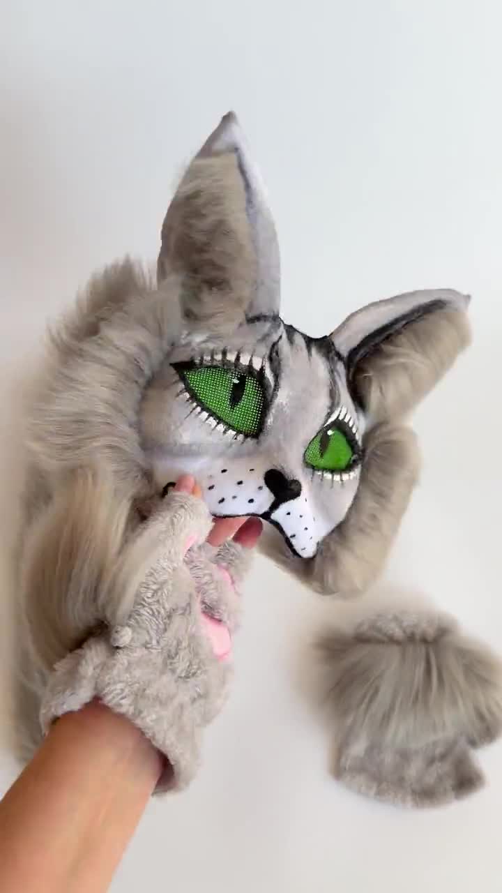 緑色の目を持つ白灰色の猫マスク | 娘への手作り獣人コスプレギフト