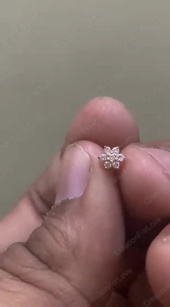 18K Gold Flower Diamond Nose Pin, Lab Grown Gem - Etsy Israel
