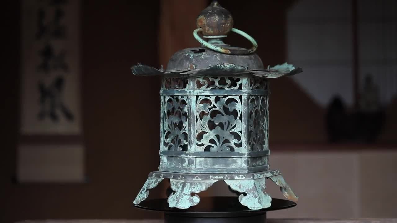 江戸時代 透かし彫り ブロンズ製 吊り灯籠（大） 仏壇用 吊灯籠（高さ