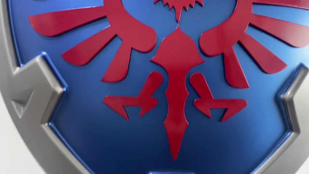 ハイリアの盾 金属製盾 コスプレ 1:1サイズ ゼルダの伝説 ティアーズ