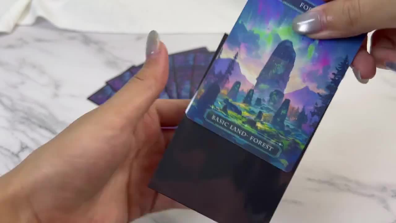 リフトバウンド カードスリーブ：アーケインテーマ – TCG と MTG